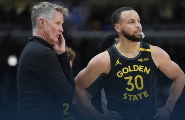 TopBull NBA-库里27+5巴特勒19+8 勇士险胜火箭